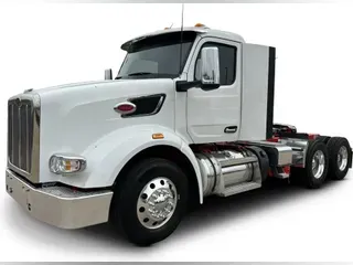 2023 Peterbilt 567