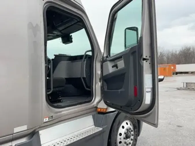 2021 Freightliner Cascadia