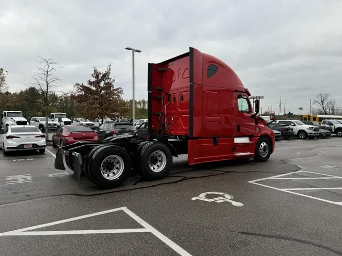 2020 Freightliner Cascadia