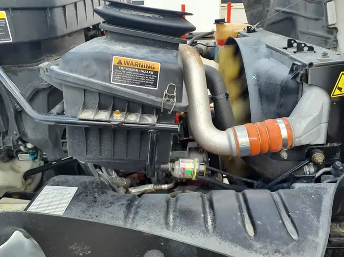 2019 NAVISTAR INTERNATIONAL 4300