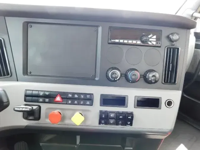 2019 Freightliner New Cascadia 126
