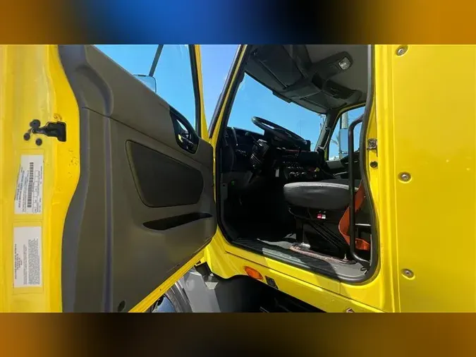 2018 INTERNATIONAL RH613