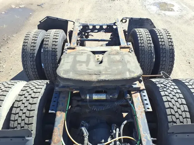 2019 NAVISTAR INTERNATIONAL LT625 DAYCAB T/A