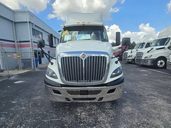 2020 NAVISTAR INTERNATIONAL RH613 DAYCAB S/A