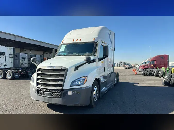 2021 Freightliner Cascadia 126