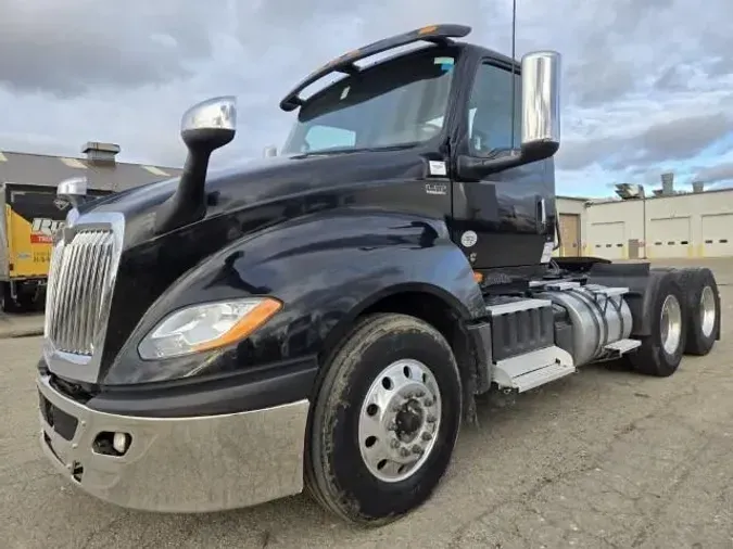 2021 International LT625