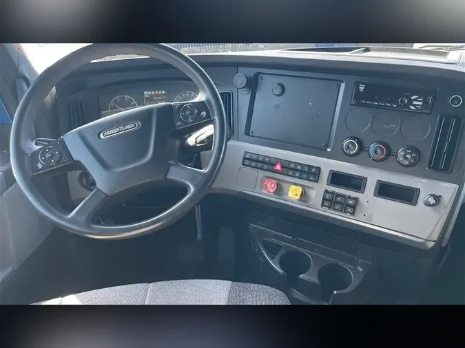 2021 FREIGHTLINER CA126