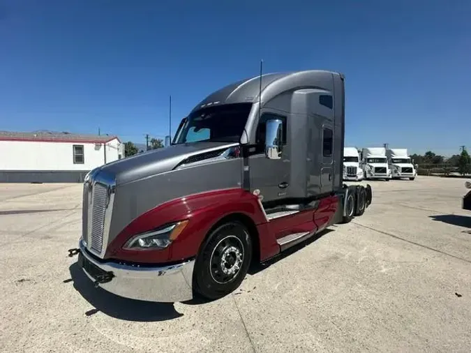 2025 Kenworth T680781acbdd6226f3734b7c5a2559d274e4