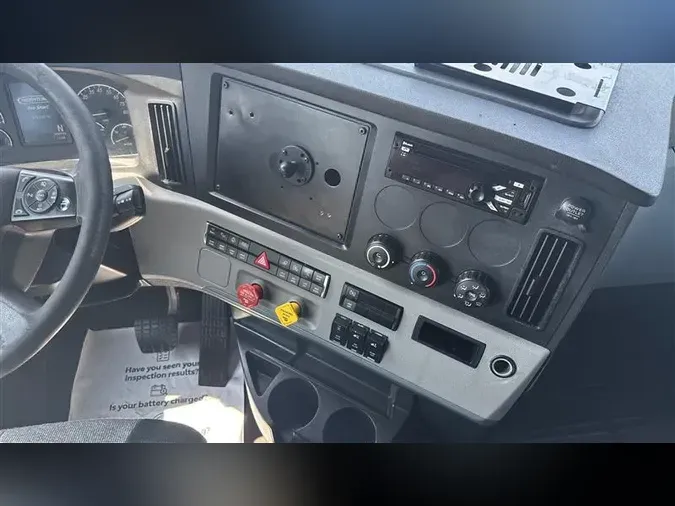 2020 FREIGHTLINER CASCADEVO1