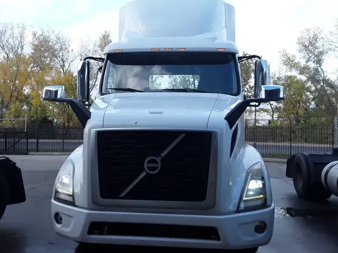 2019 VOLVO VNR42T 300782904eae1e62d3778b94f8bab4fbec4