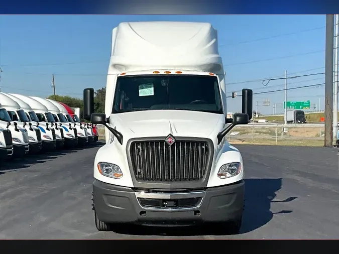 2022 INT LT625 6x4