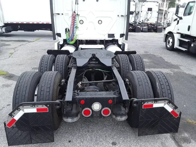 2019 FREIGHTLINER NEW CASCADIA PX12664