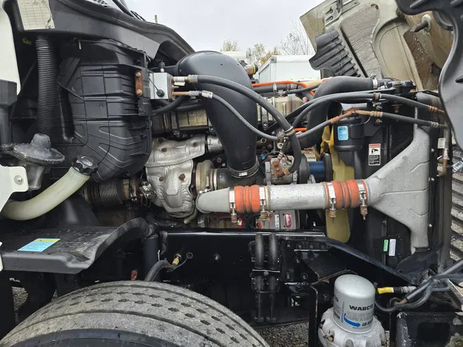 2018 FREIGHTLINER/MERCEDES CASCADIA 125