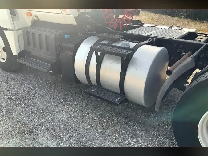 2019 INT LT625 6x4