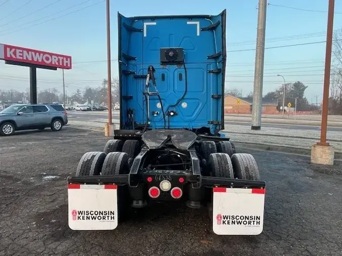 2022 Freightliner Cascadia