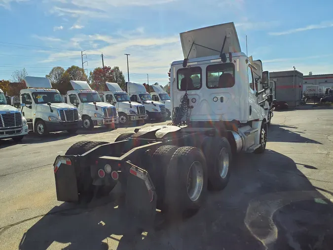 2020 FREIGHTLINER/MERCEDES NEW CASCADIA PX12664