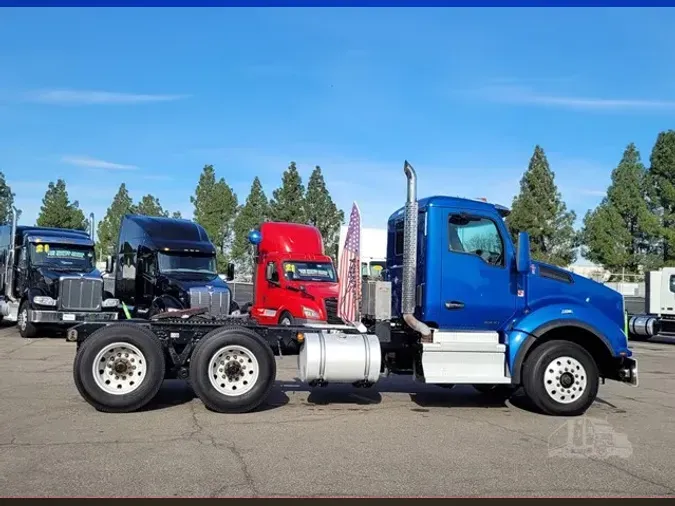 2018 KENWORTH T880