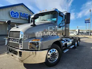 2020 MACK AN64T