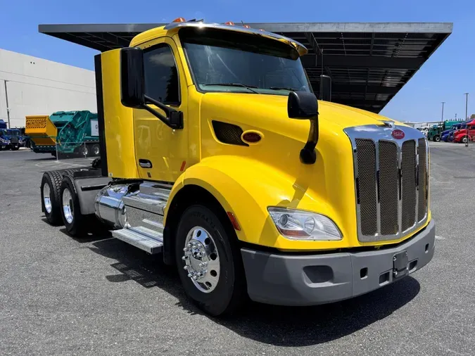2021 Peterbilt 579783aef8bef1df341912a68005e765aa9