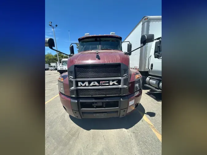 2020 MACK TRUCKS, INC. ANTHEM 64T