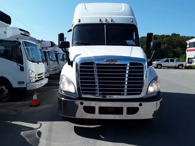 2020 FREIGHTLINER/MERCEDES CASCADIA 125