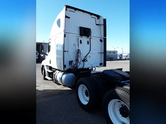 2018 FREIGHTLINER/MERCEDES PT126064ST