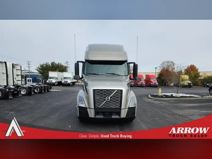 2022 VOLVO VNL760