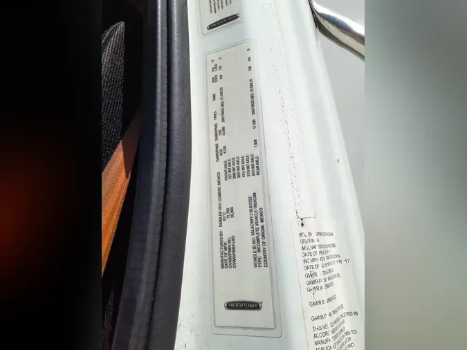 2018 FREIGHTLINER M2 106