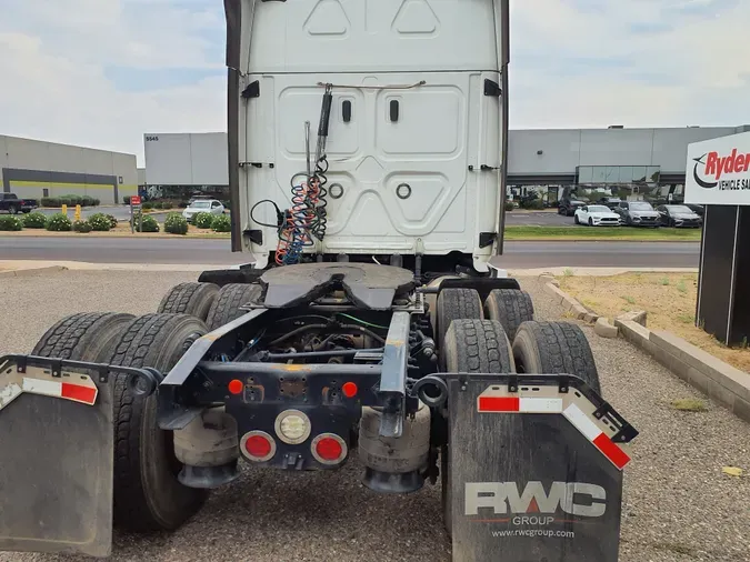 2018 FREIGHTLINER/MERCEDES CASCADIA 125