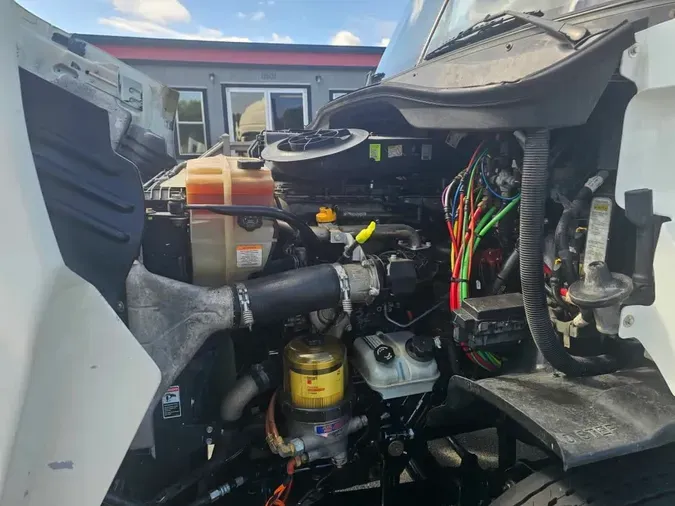 2018 FREIGHTLINER/MERCEDES CASCADIA 113