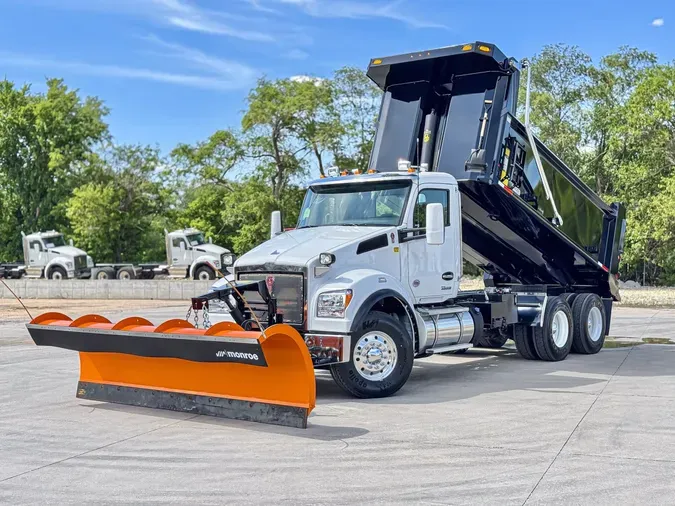 2025 KENWORTH T880S