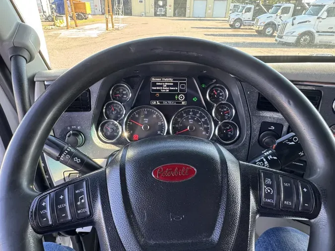 2019 Peterbilt 579