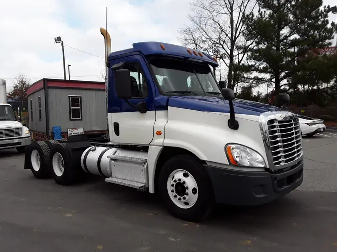 2019 FREIGHTLINER/MERCEDES CASCADIA 125