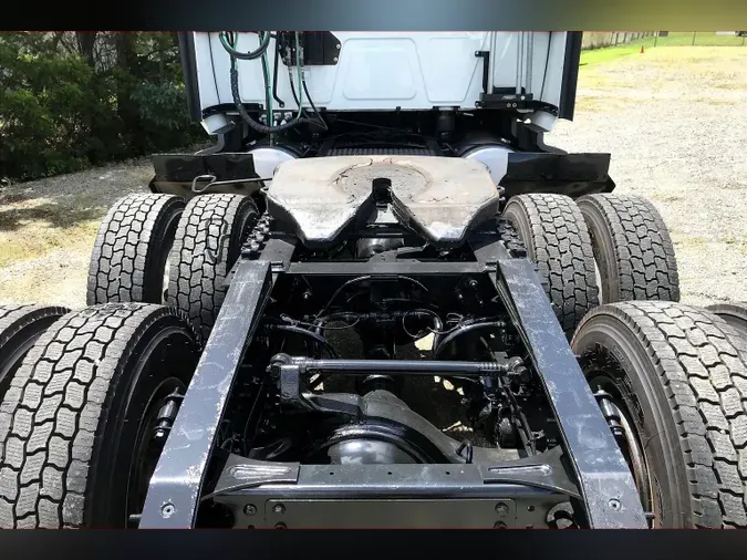 2022 INT LT625 6x4