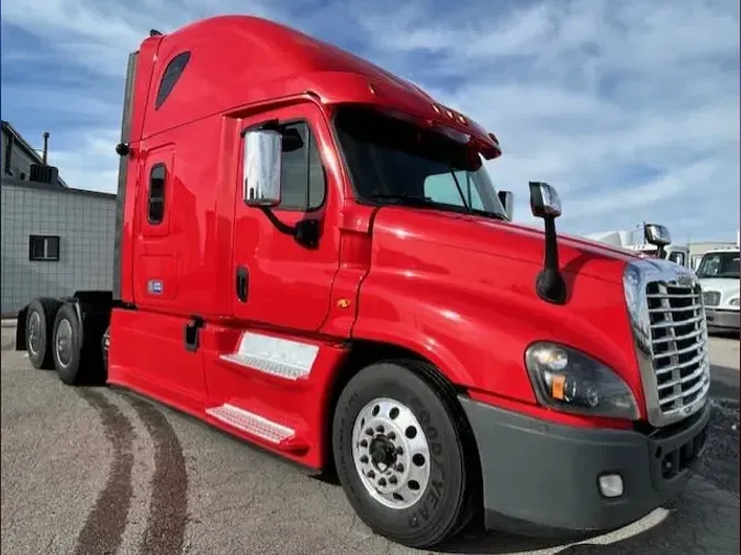 2019 FREIGHTLINER/MERCEDES CASCADIA 125