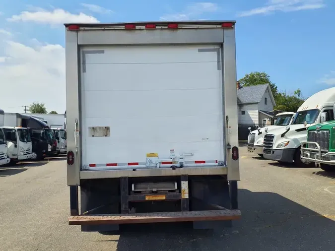 2019 ISUZU NRR
