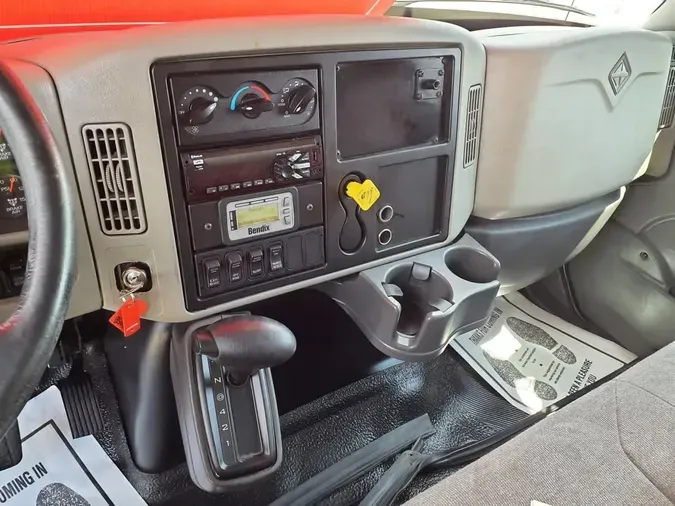 2019 NAVISTAR INTERNATIONAL 4300