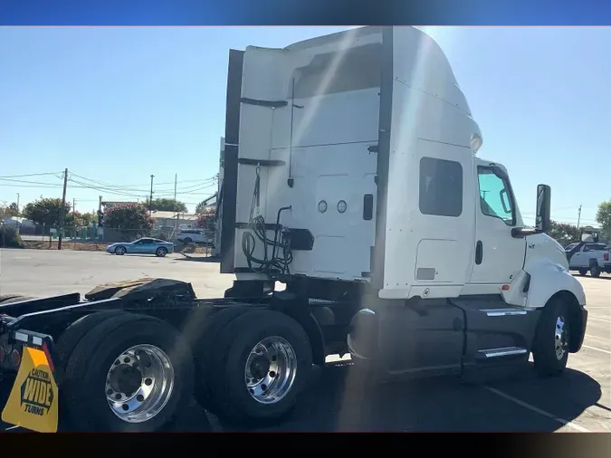 2022 INT LT625 6x4