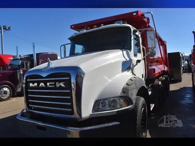 2007 MACK GRANITE CT713