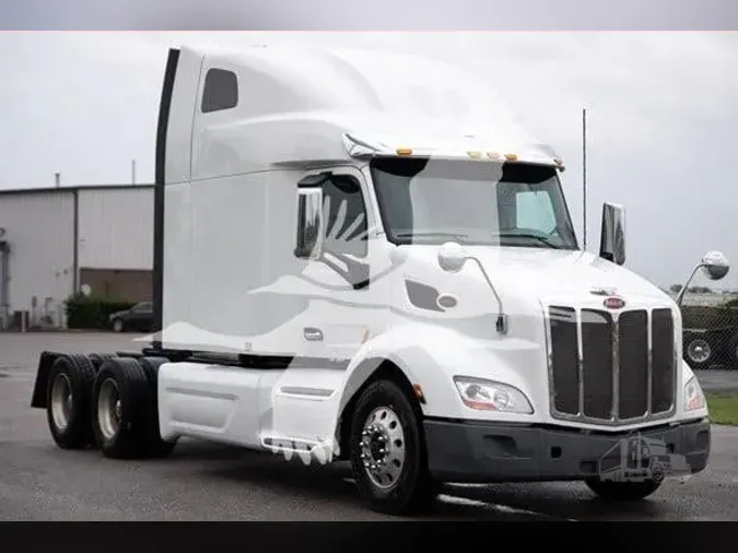 2022 PETERBILT 579