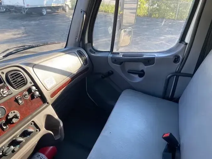 2020 Freightliner Business Class M2 106