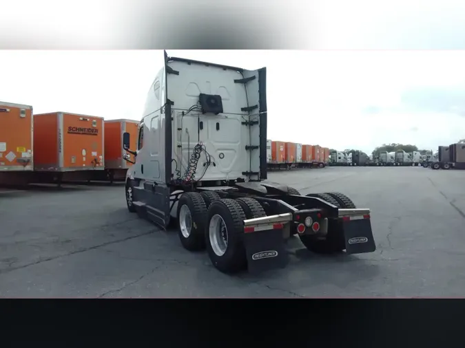 2023 Freightliner Cascadia 1267867656fc6f2bf26c4b24ac74833e61f
