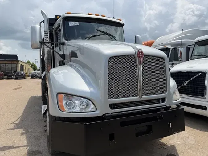 2017 KENWORTH T44078684b82a732a32df75bddea1e5b1f85