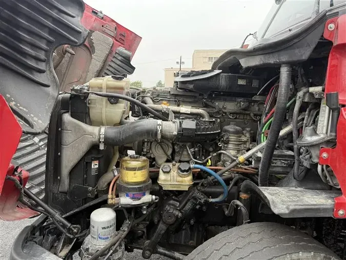 2017 FREIGHTLINER CASCADIA EVOLUTION78689268aecb2ed5a4bf968aa289f49d