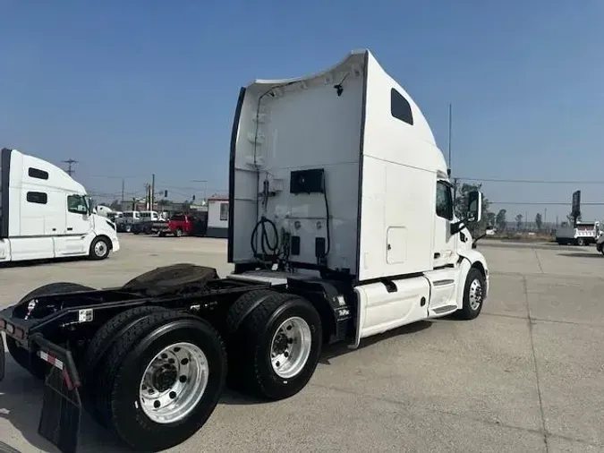 2022 Peterbilt 579