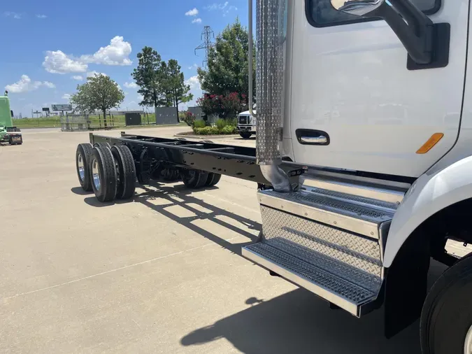 2019 Peterbilt 567