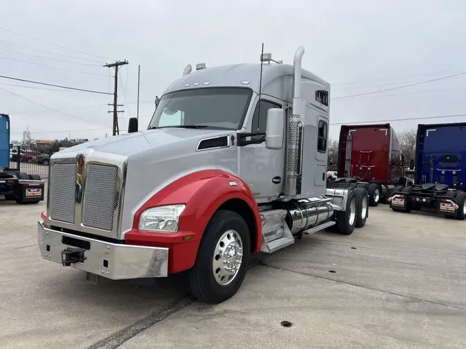 2019 Kenworth T880