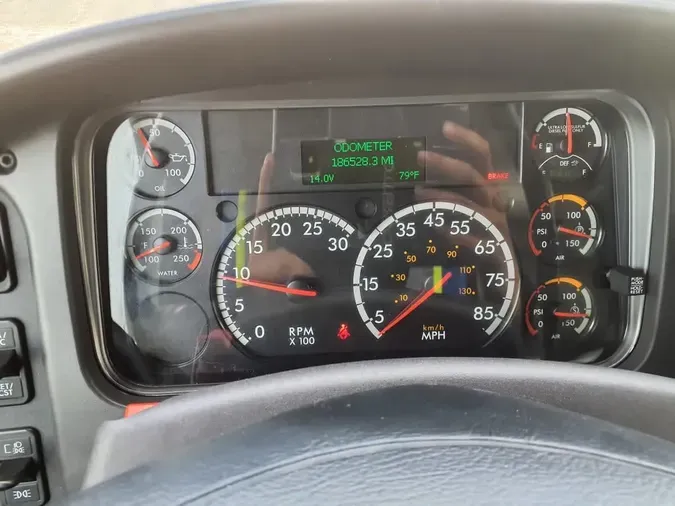 2019 FREIGHTLINER M2 106