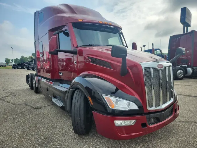2023 PETERBILT 579