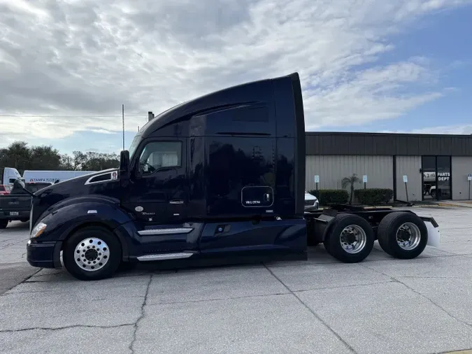 2020 Kenworth T680